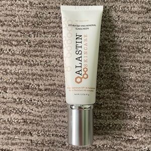 Alastin Hydratint Pro-Mineral Tinted Sunscreen